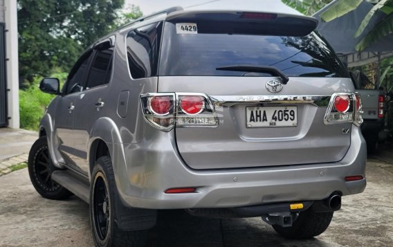 2015 Toyota Fortuner in Caloocan, Metro Manila-4