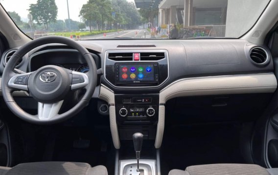 2020 Toyota Rush  1.5 G AT in Makati, Metro Manila-2