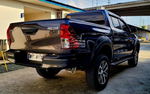 2019 Toyota Hilux 2.4 E 4x4 MT in Pasay, Metro Manila-7