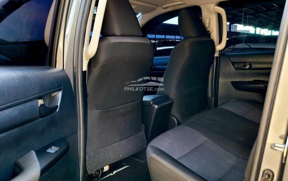 2019 Toyota Hilux 2.4 E 4x4 MT in Pasay, Metro Manila-2