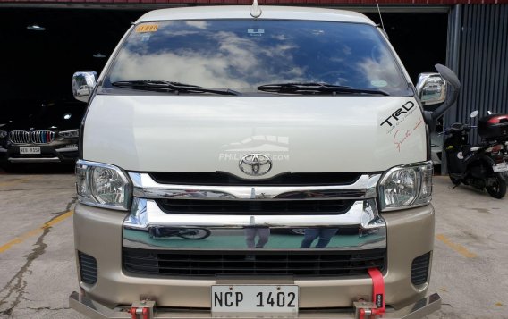2017 Toyota Hiace  GL Grandia 3.0 A/T Monotone in Las Piñas, Metro Manila-13