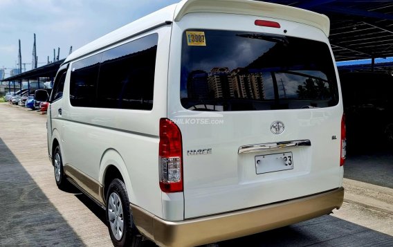 2016 Toyota Hiace  GL Grandia 3.0 A/T 2-Tone in Pasay, Metro Manila-5