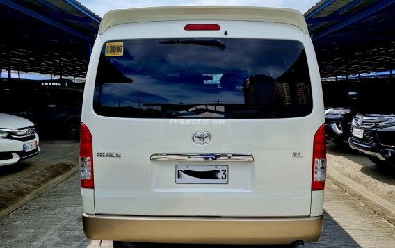 2016 Toyota Hiace  GL Grandia 3.0 A/T 2-Tone in Pasay, Metro Manila-3