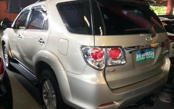 2013 Toyota Fortuner in Quezon City, Metro Manila-7