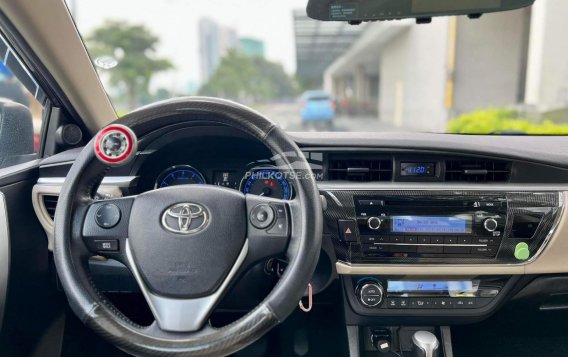 2016 Toyota Corolla Altis G 1.6 AT in Makati, Metro Manila-12