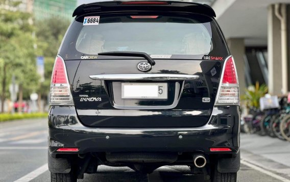 2011 Toyota Innova  2.0 G Gas AT in Makati, Metro Manila-3