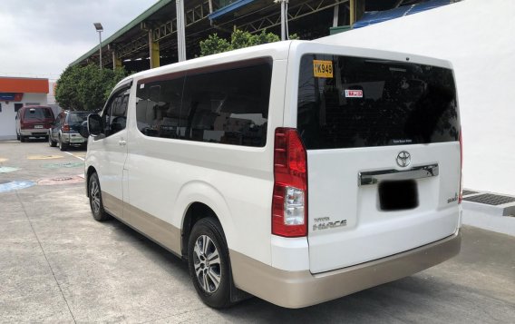 2019 Toyota Hiace  GL Grandia 3.0 M/T 2-Tone in Quezon City, Metro Manila-5