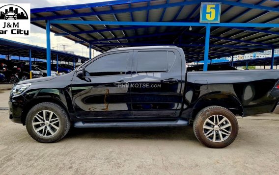 2020 Toyota Hilux Conquest 2.4 4x2 AT in Pasay, Metro Manila-6