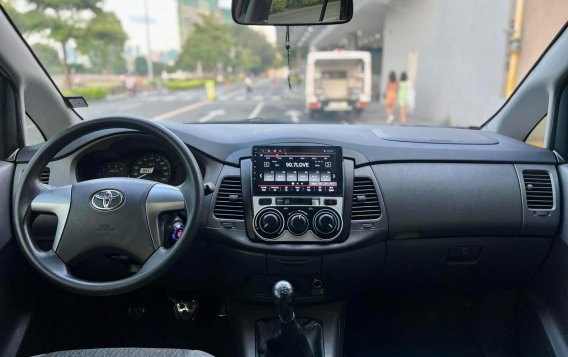 2015 Toyota Innova in Makati, Metro Manila-9