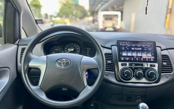 2015 Toyota Innova in Makati, Metro Manila-6