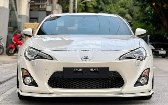 2013 Toyota 86  2.0 AT in Manila, Metro Manila-1