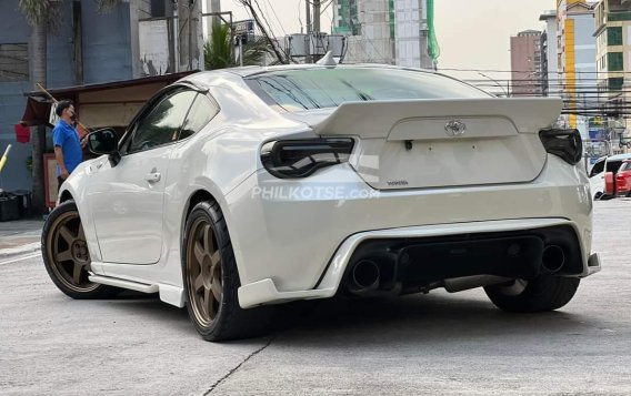 2013 Toyota 86  2.0 AT in Manila, Metro Manila-23