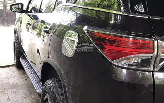 2017 Toyota Fortuner  2.4 G Diesel 4x2 MT in Binangonan, Rizal-10