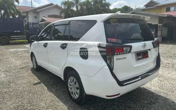 2018 Toyota Innova  2.8 E Diesel AT in Manila, Metro Manila-8