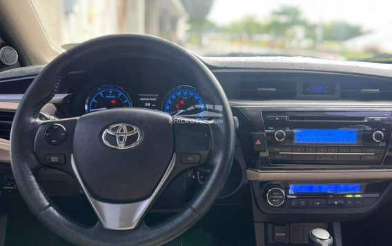 2015 Toyota Altis in Makati, Metro Manila-8