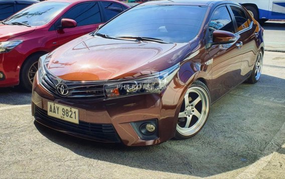 2014 Toyota Corolla Altis  1.6 V CVT in Quezon City, Metro Manila-12