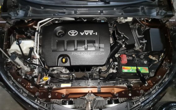 2014 Toyota Corolla Altis  1.6 V CVT in Quezon City, Metro Manila-9