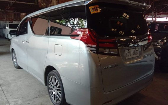 2016 Toyota Alphard  3.5 Gas AT in Pasig, Metro Manila-5