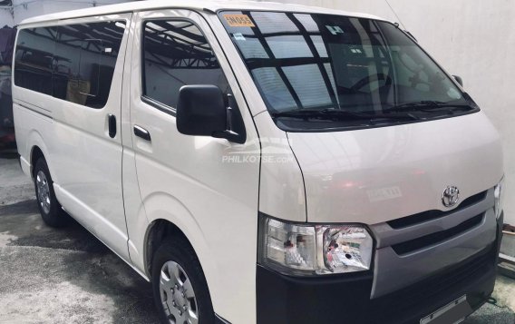 2019 Toyota Hiace  Commuter 3.0 M/T in Manila, Metro Manila-9