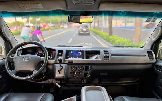 2007 Toyota Hiace Super Grandia in Makati, Metro Manila-4