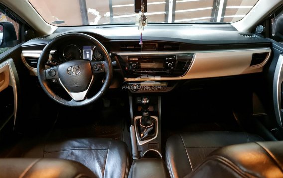 2016 Toyota Corolla Altis  1.6 G MT in Marikina, Metro Manila-1