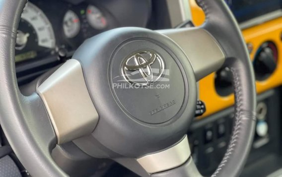 2017 Toyota FJ Cruiser  4.0L V6 in Manila, Metro Manila-10