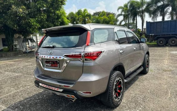 2017 Toyota Fortuner  2.4 G Diesel 4x2 AT in Manila, Metro Manila-7