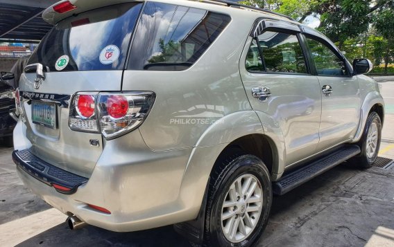 2012 Toyota Fortuner in Las Piñas, Metro Manila-5