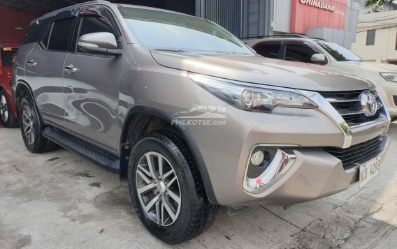 2017 Toyota Fortuner  2.4 V Diesel 4x2 AT in Las Piñas, Metro Manila-7