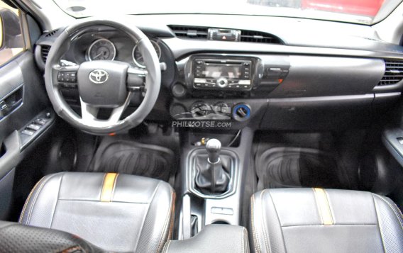2017 Toyota Hilux  2.4 E DSL 4x2 M/T in Lemery, Batangas-10