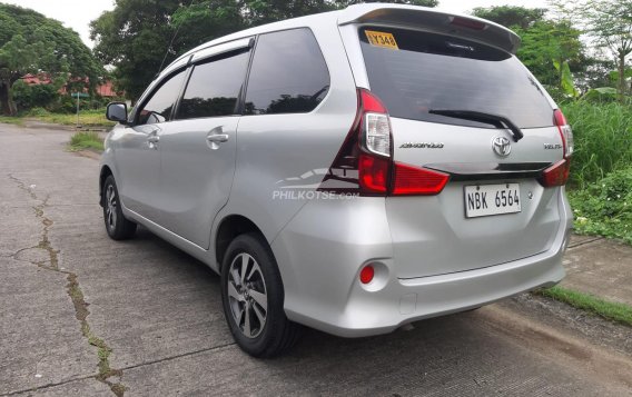 2018 Toyota Avanza  1.5 Veloz AT in Las Piñas, Metro Manila-6