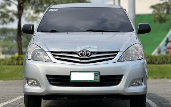 2011 Toyota Innova in Makati, Metro Manila-18