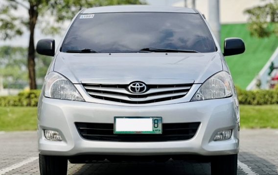 2011 Toyota Innova in Makati, Metro Manila-10