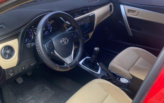 Sell Purple 2018 Toyota Corolla altis in San Pedro-5