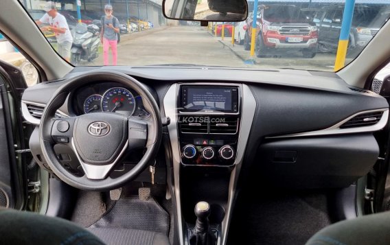 2020 Toyota Vios 1.3 XLE MT in Pasay, Metro Manila-2