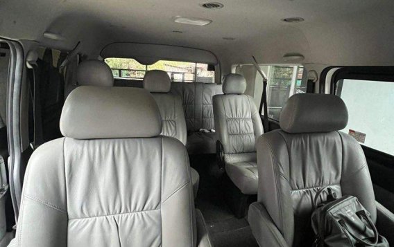 Purple Toyota Hiace Super Grandia 2019 for sale in Automatic-6