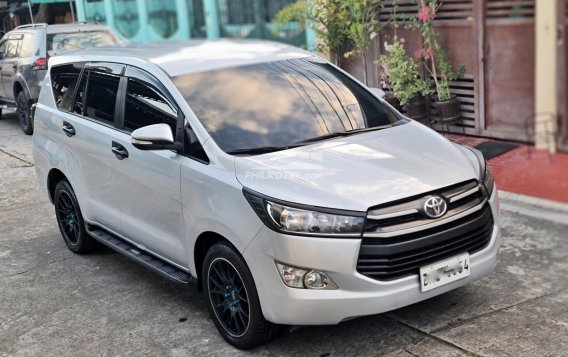 2017 Toyota Innova  2.8 J Diesel MT in Bacoor, Cavite-4