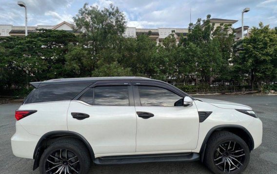 Selling Pearl White Toyota Fortuner 2016 in Pasig-4