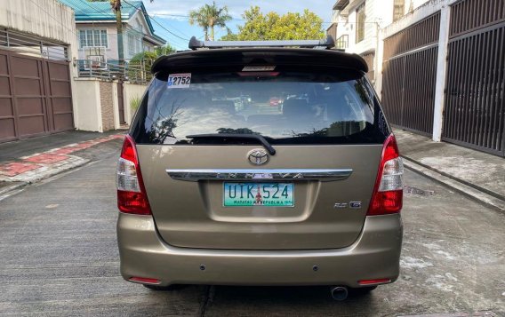 Sell Purple 2012 Toyota Innova in Quezon City-3