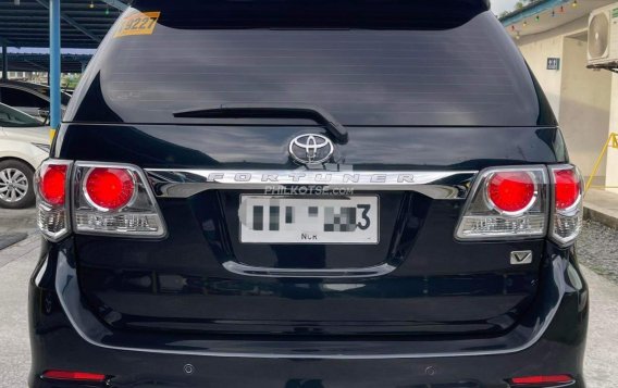 2014 Toyota Fortuner  2.4 V Diesel 4x2 AT in Quezon City, Metro Manila-10