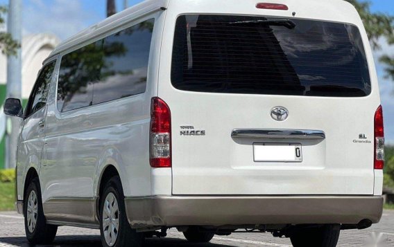 Sell Purple 2016 Toyota Hiace in Makati-4