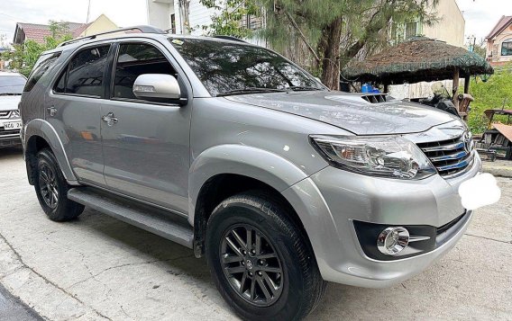 Selling Purple Toyota Fortuner 2015 in Bacoor-2