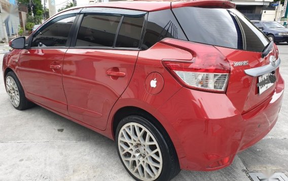 Purple Toyota Yaris 2014 for sale in Automatic-5