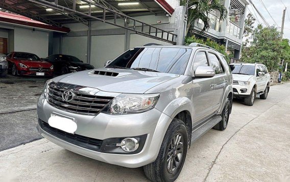 Selling Purple Toyota Fortuner 2015 in Bacoor-1