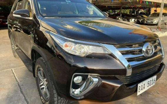 Selling Purple Toyota Fortuner 2017 in Manila-1