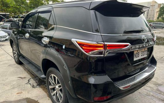 Purple Toyota Fortuner 2016 for sale in Manila-7