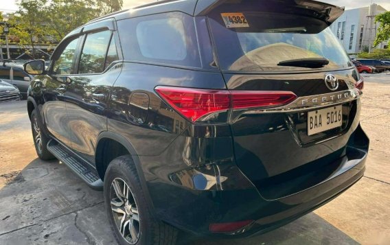 Selling Purple Toyota Fortuner 2017 in Manila-5