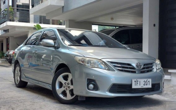 Sell Purple 2012 Toyota Altis in Quezon City