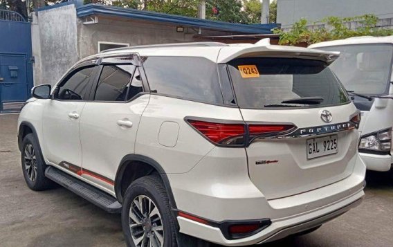 Sell Purple 2019 Toyota Fortuner in Quezon City-2