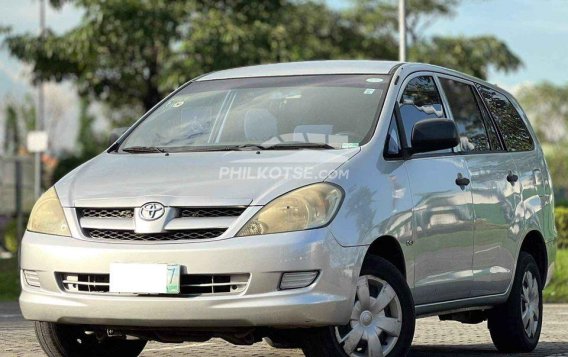 2007 Toyota Innova in Makati, Metro Manila-5